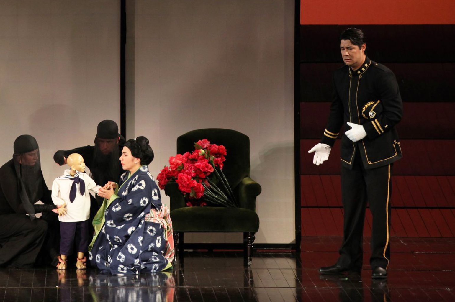 „Madam Baterflai“ – su Niujorko „Metropolitan“ operos Pinkertonu