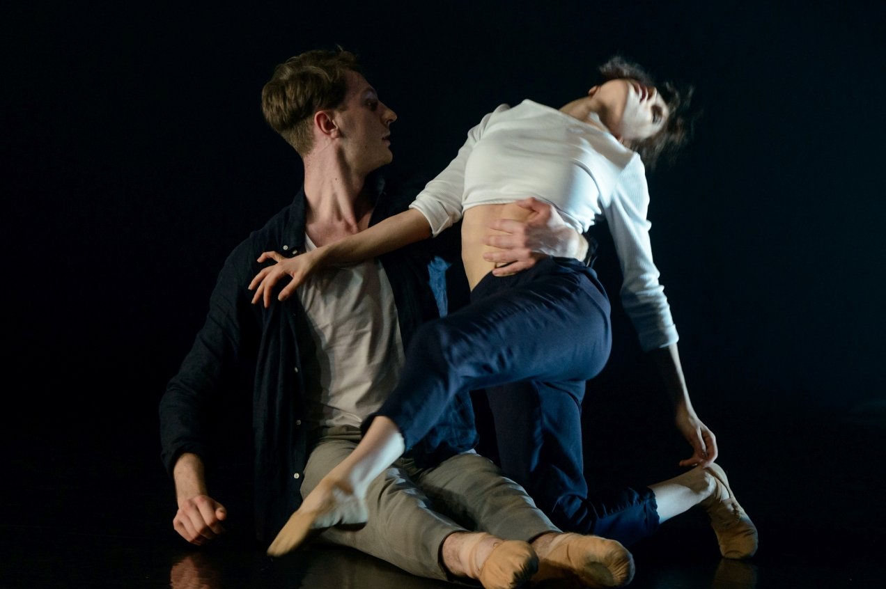 Idėjas šokiui pakuždėjo ir F. Nietzsche, ir Šnabždesių galerija