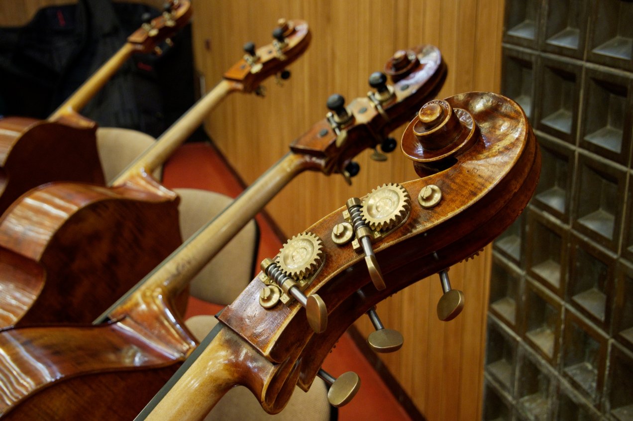 LNOBT simfoninį orkestrą pasiekė nauji muzikos instrumentai