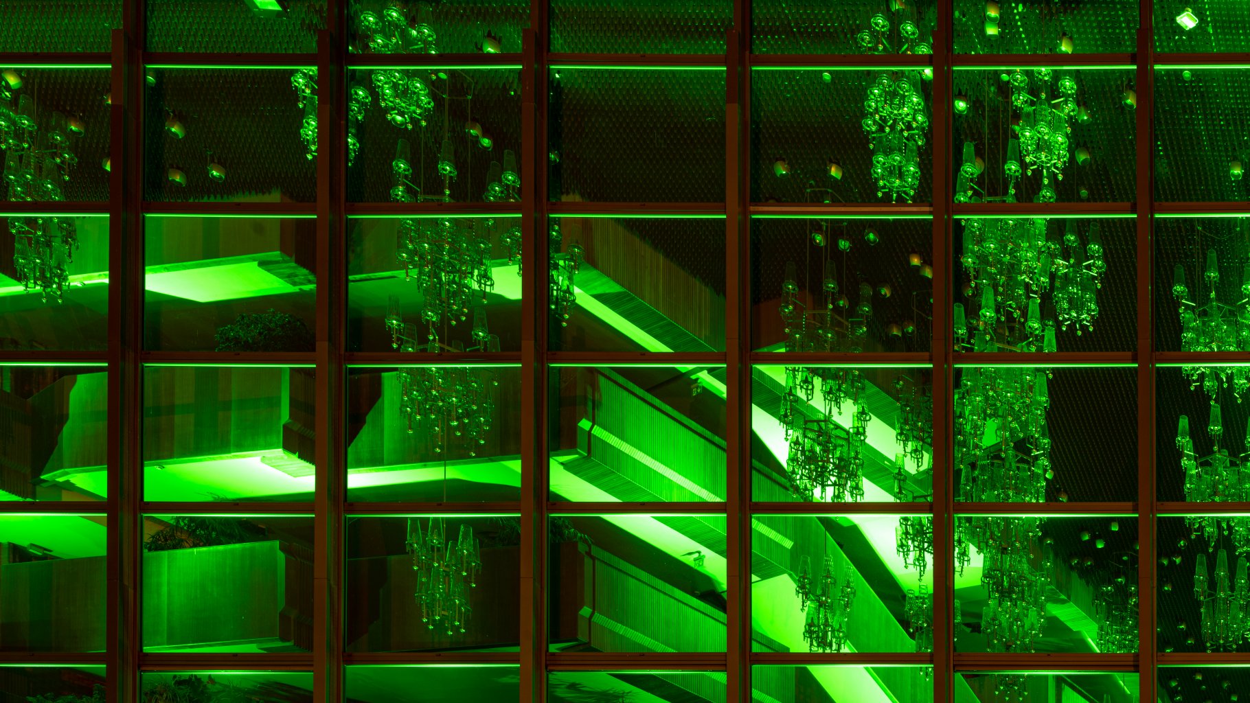 Įkvėpdamas viltį, didžiausias šalies teatras nušvis žaliai 