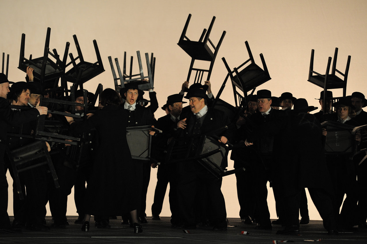 Pakartotinis pranešimas: „Žydės“ spektakliai nukeliami kitam sezonui