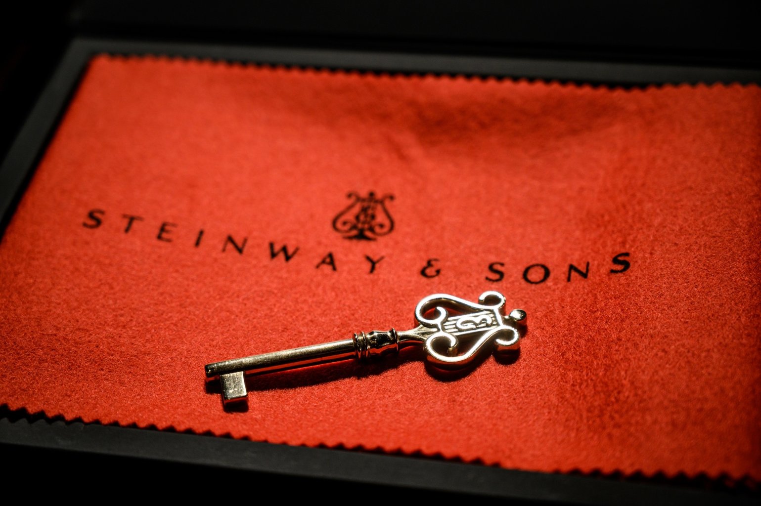 LNOBT scenoje – prestižinis fortepijonas