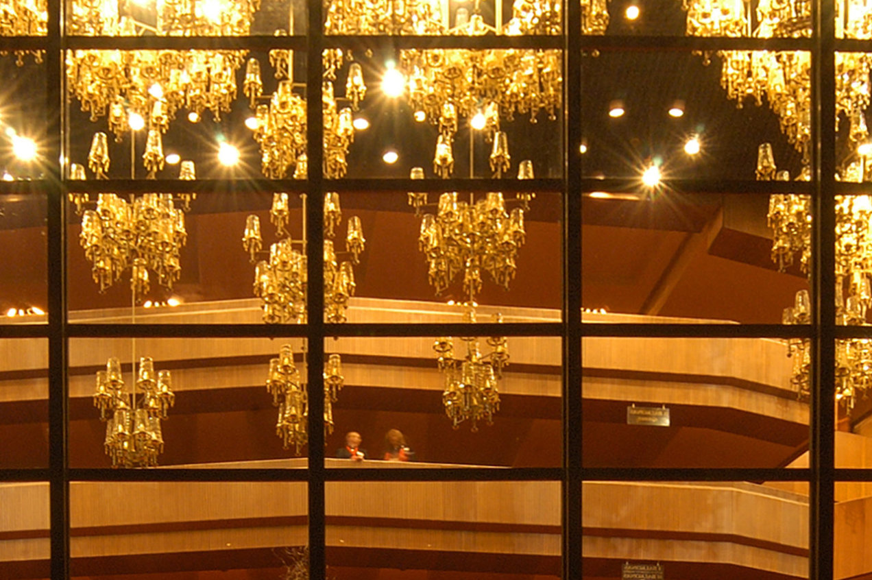 LNOBT žiūrovų dėmesiui!