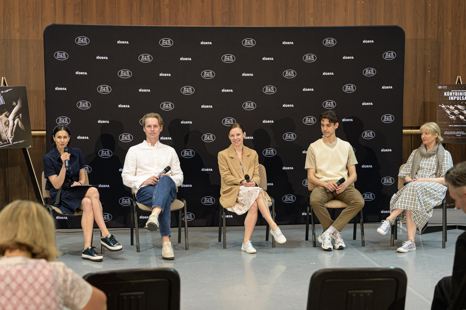 Ir drugeliai kartais atgyja: „Kūrybinis impulsas“ siūlo dešimtmečio retrospektyvą 