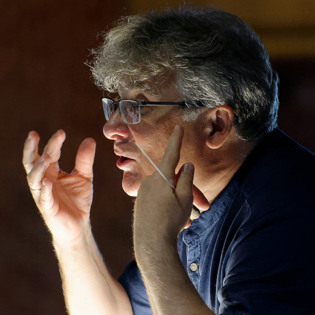 Ukrainos nacionalinės operos vyriausiasis dirigentas – apie tai, kodėl jo teatras atsisakė gastrolių Paryžiuje