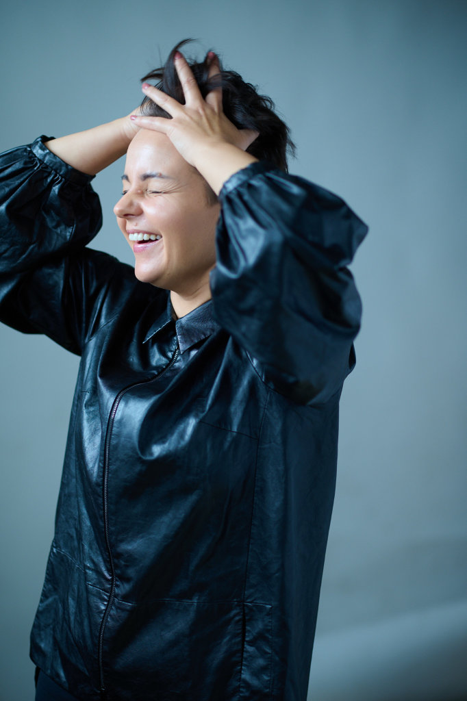 Ypatinga LNOBT premjera: teatro personalas žiūrovus pasitiks su naujomis uniformomis