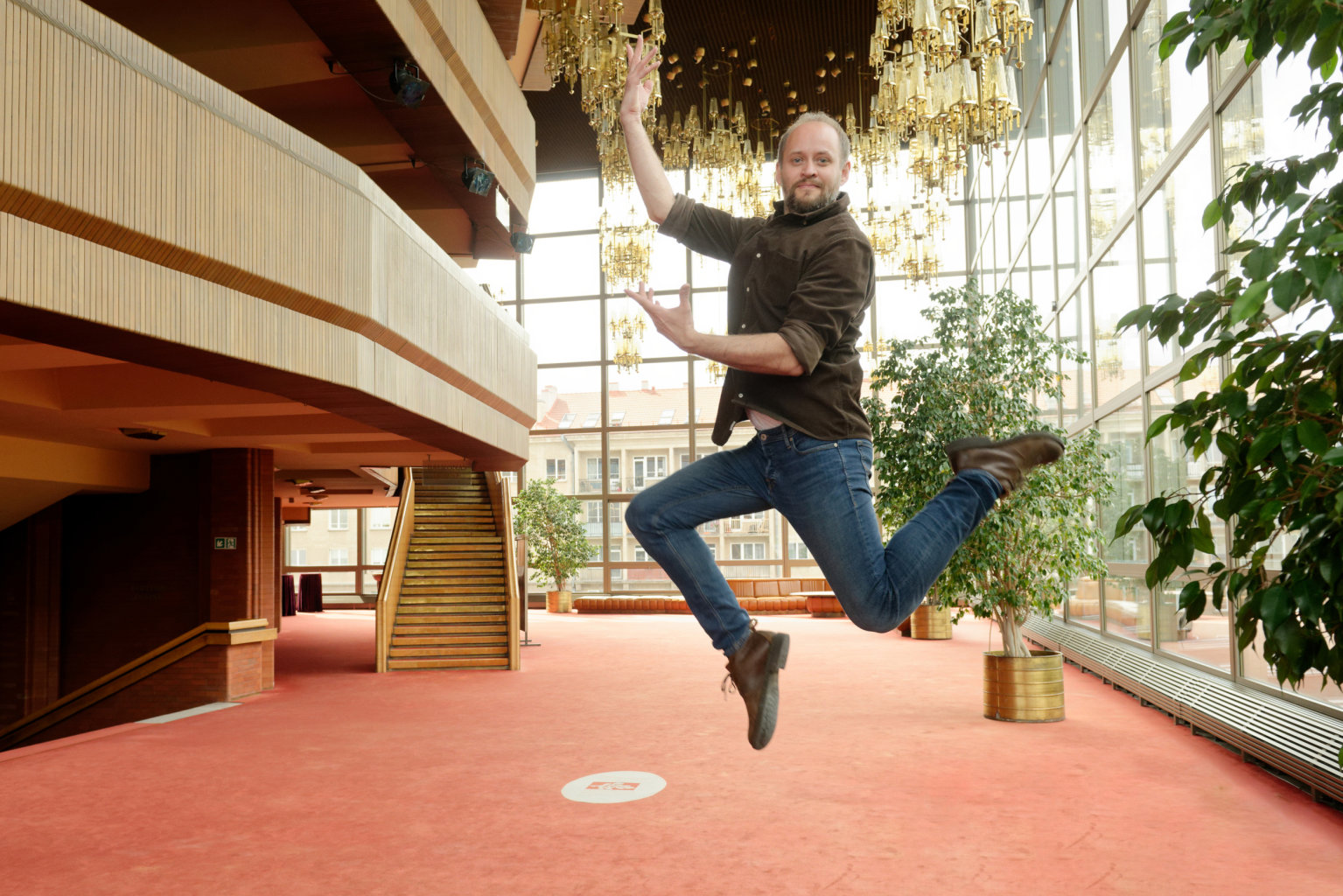 Laukiantiems Kalėdų mažyliams – nemokami LNOBT artistų pasirodymai Prienuose, Varėnoje ir Zarasuose