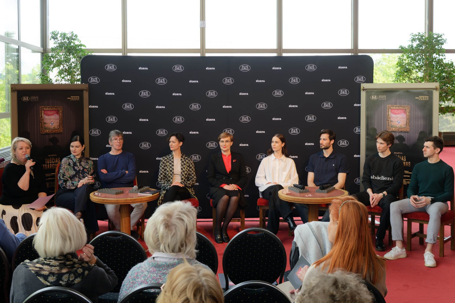 Ballet Premiere with Ribbons and Umbrellas: "La Fille mal gardée" Awaits the Audience...