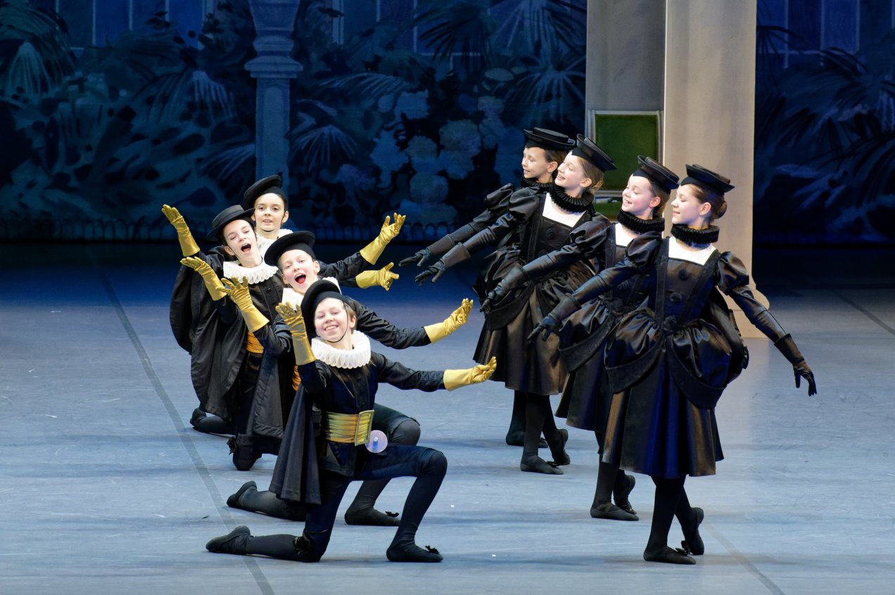 Į didžiąją sceną – nuo ketvirtos klasės: taip gimsta LNOBT baleto žvaigždės