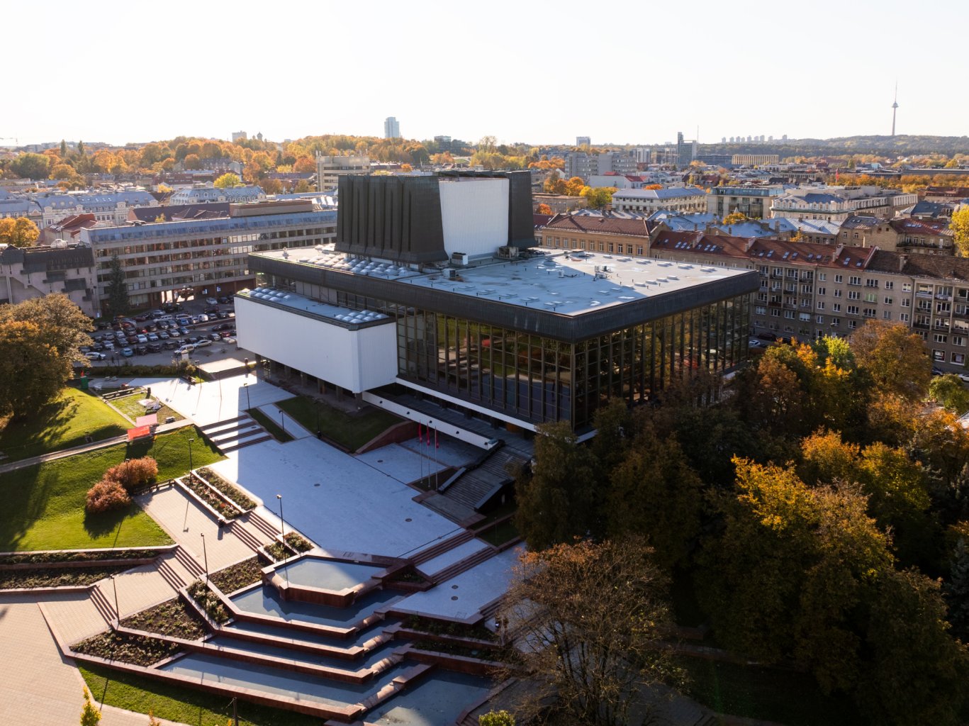 LNOBT atveria didžiąją sceną jauniesiems kūrėjams