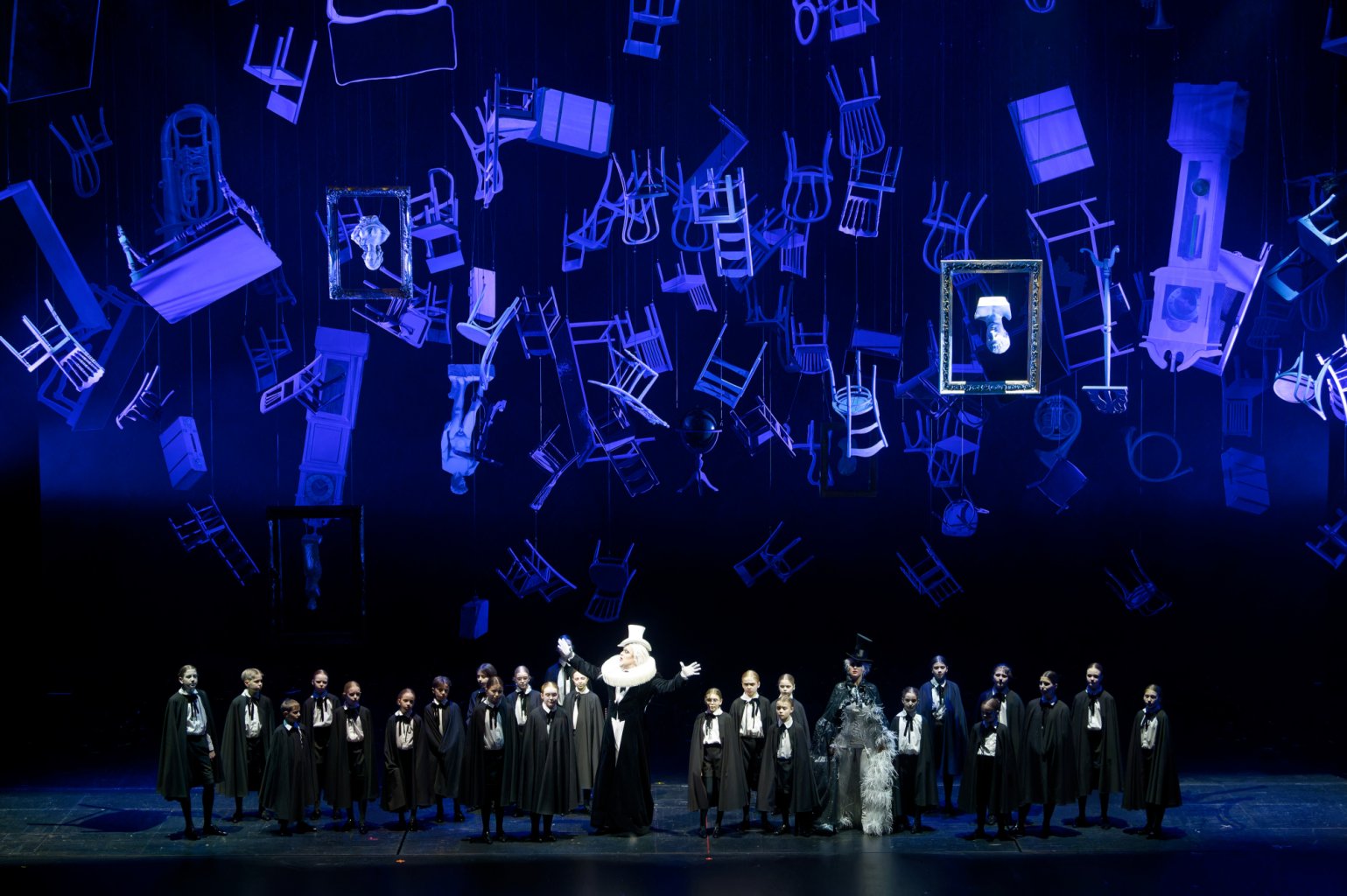 Operos gerbėjus sukvietė „Vasarvidžio nakties sapno“ paslaptys